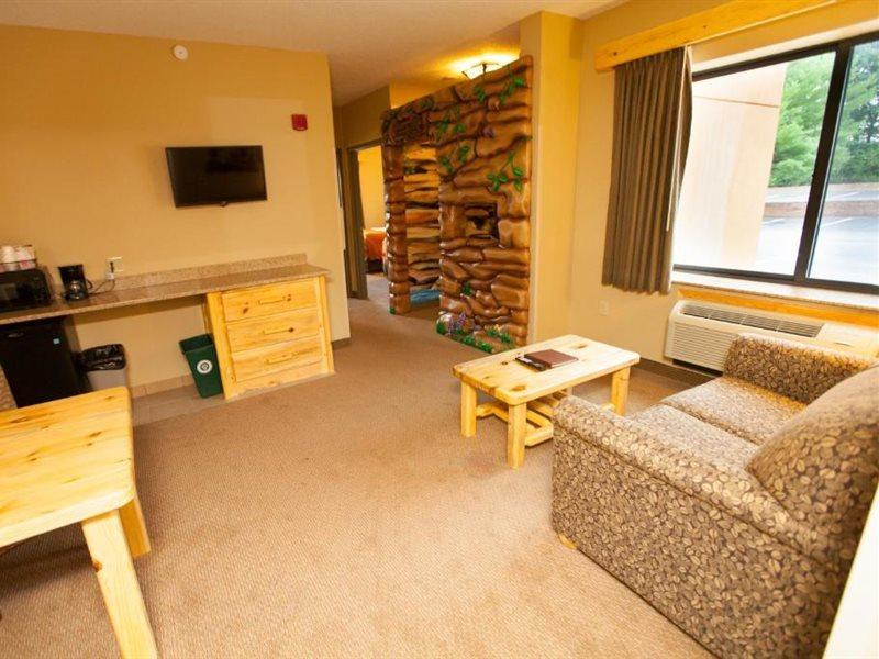 Great Wolf Lodge New England แลมสเตอร์ ภายนอก รูปภาพ