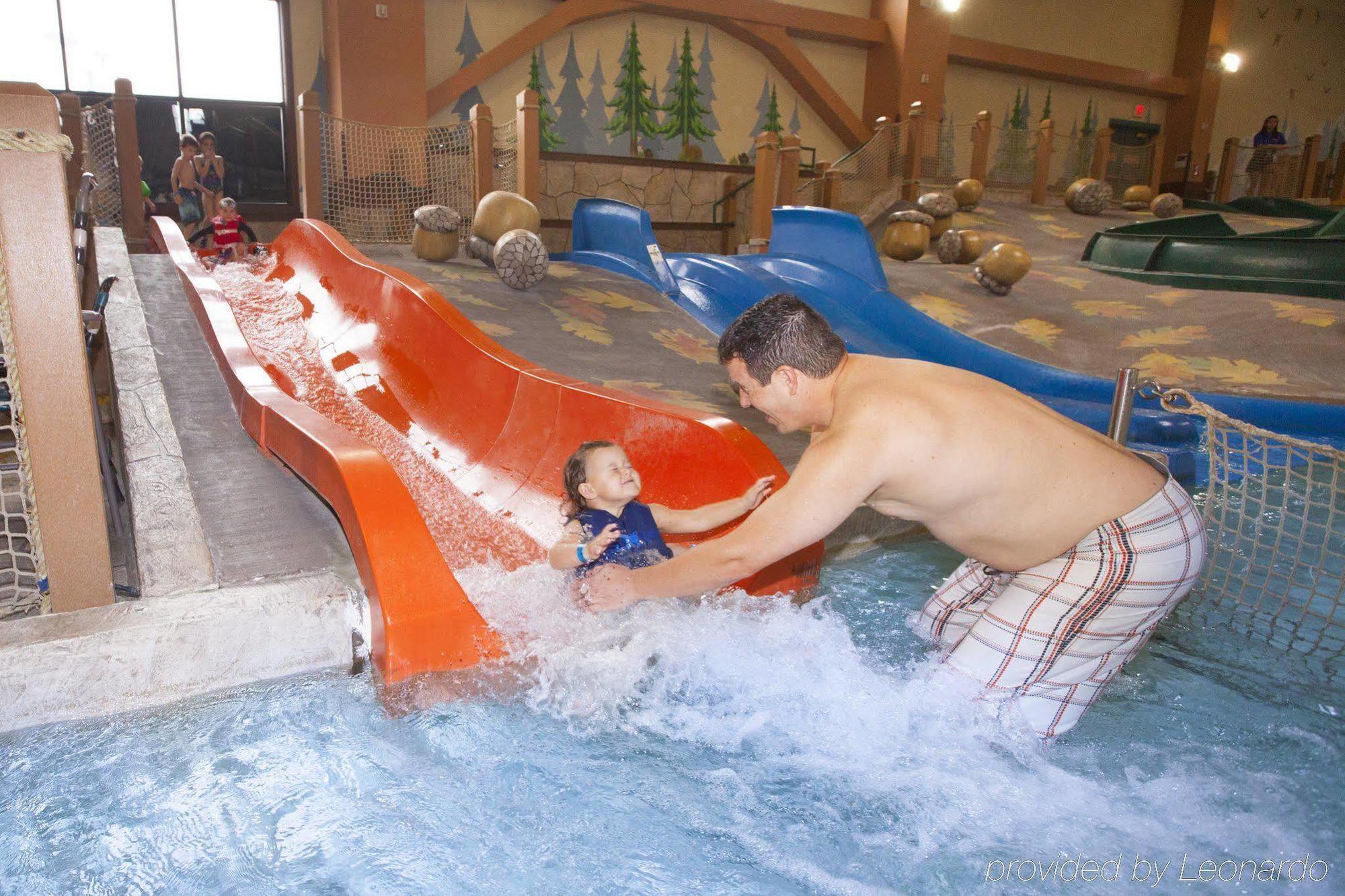 Great Wolf Lodge New England แลมสเตอร์ ภายนอก รูปภาพ